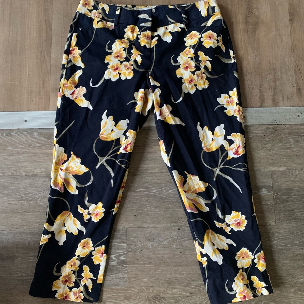 New York and Company floral capris